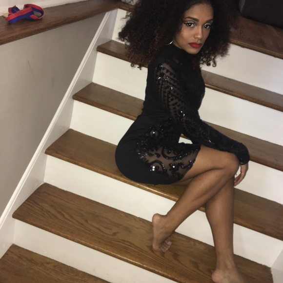 Black see through dress. Made to fits xs person. - Picture 3 of 6